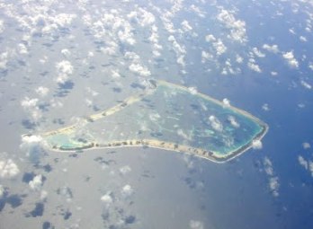 Lassú víz atollt mos