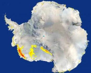 Példátlan viharok okozhatták az eddigi legnagyobb tengerijég-veszteséget az Antarktiszon