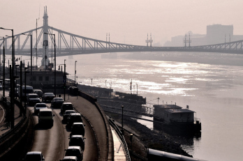 Bűnösök és szentek: a Greenpeace 13 európai város légszennyezettségét pontozta