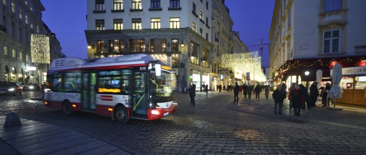Elektromos kisbusz Johannes Zinner Wiener Linien